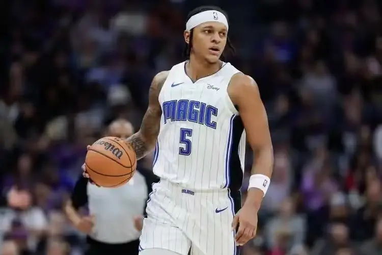 东契奇重新, 三球就不是 东契奇重新, 三球就不是