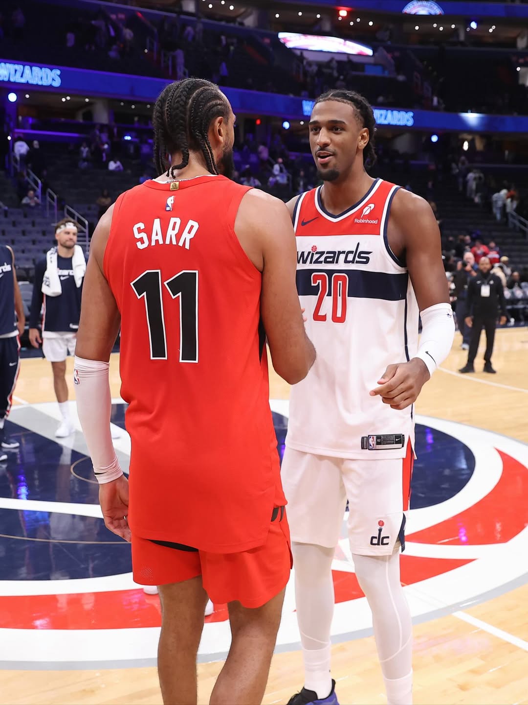 日讯, tenan, 萨尔得到了