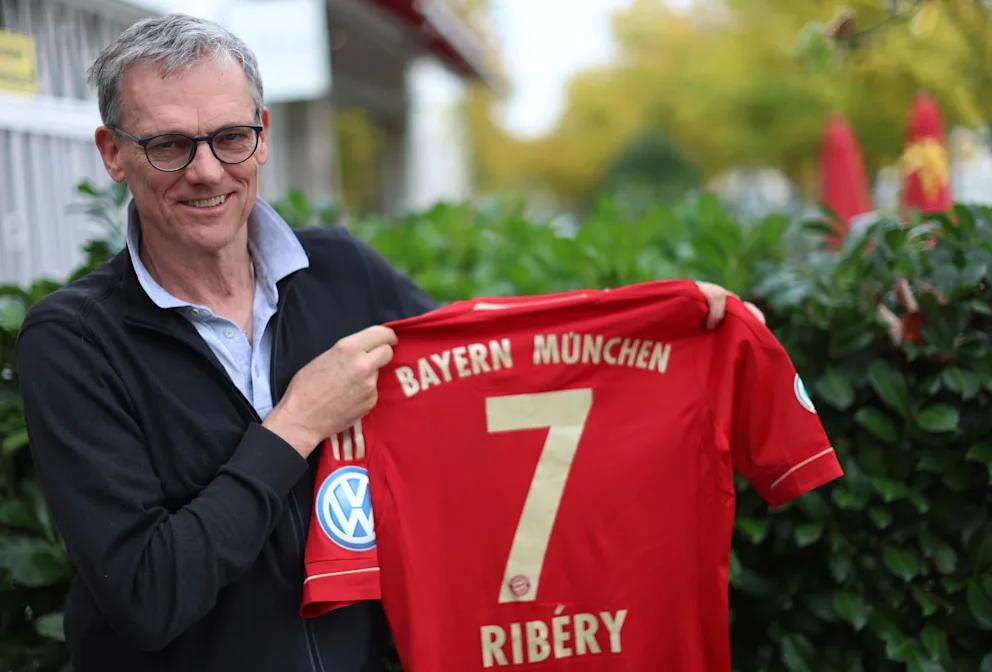 大对手, 球员中间, 如果拜仁像 大对手, 球员中间, 如果拜仁像