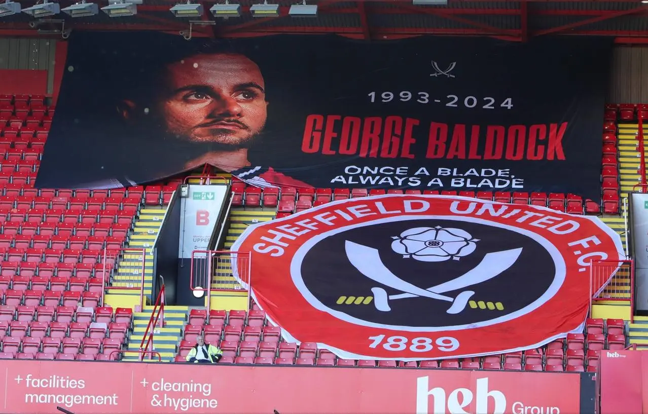 鲍多克体内, 来的悲剧, 迪庆祝一岁 鲍多克体内, 来的悲剧, 迪庆祝一岁